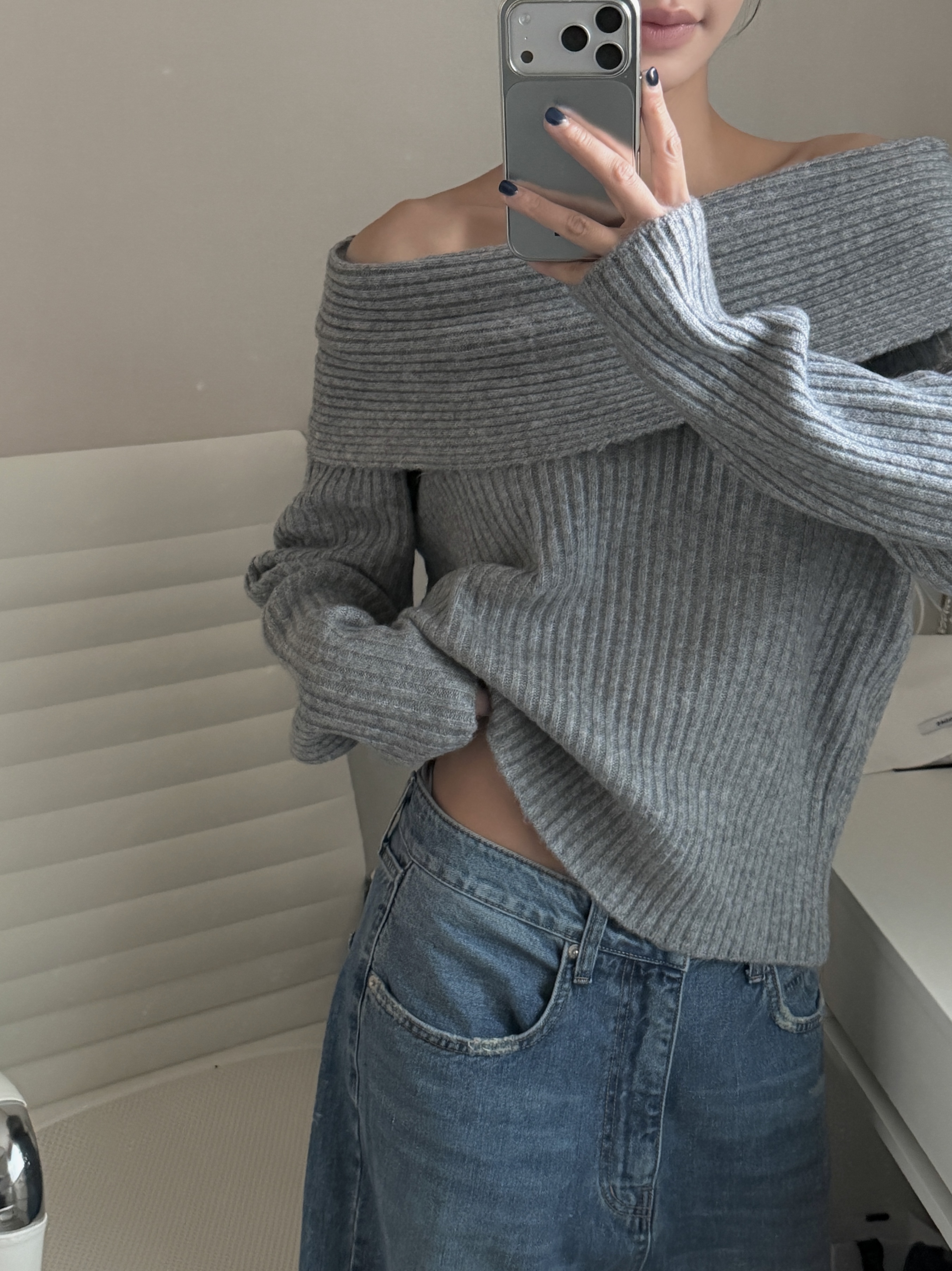 オフショルダールーズ長袖ニット | 詳細画像3