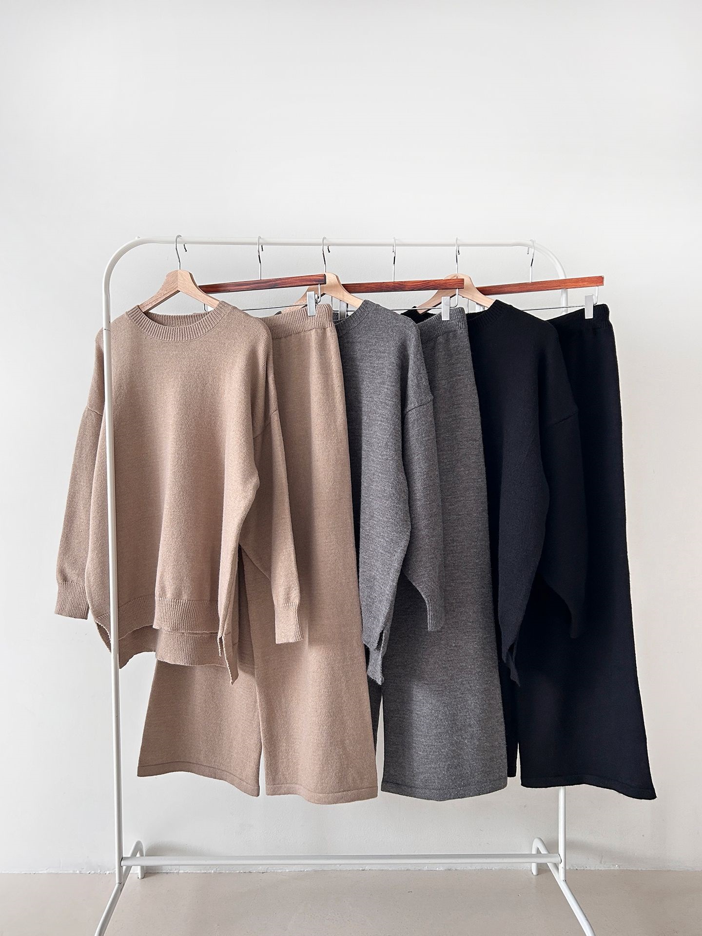 ラウンドネックウエストゴムロングルーズ長袖セットアップパンツニット | 詳細画像35