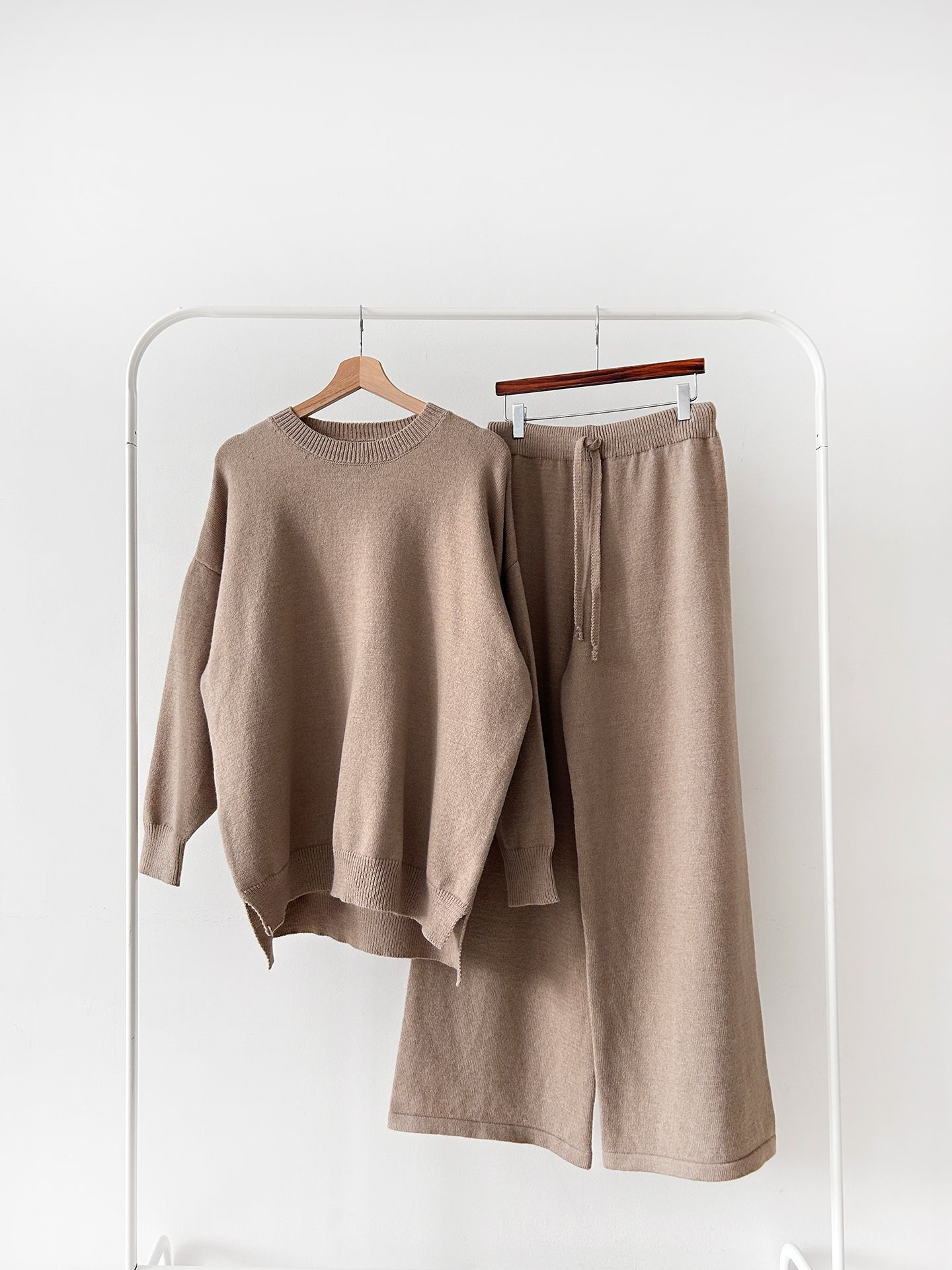 ラウンドネックウエストゴムロングルーズ長袖セットアップパンツニット | 詳細画像36