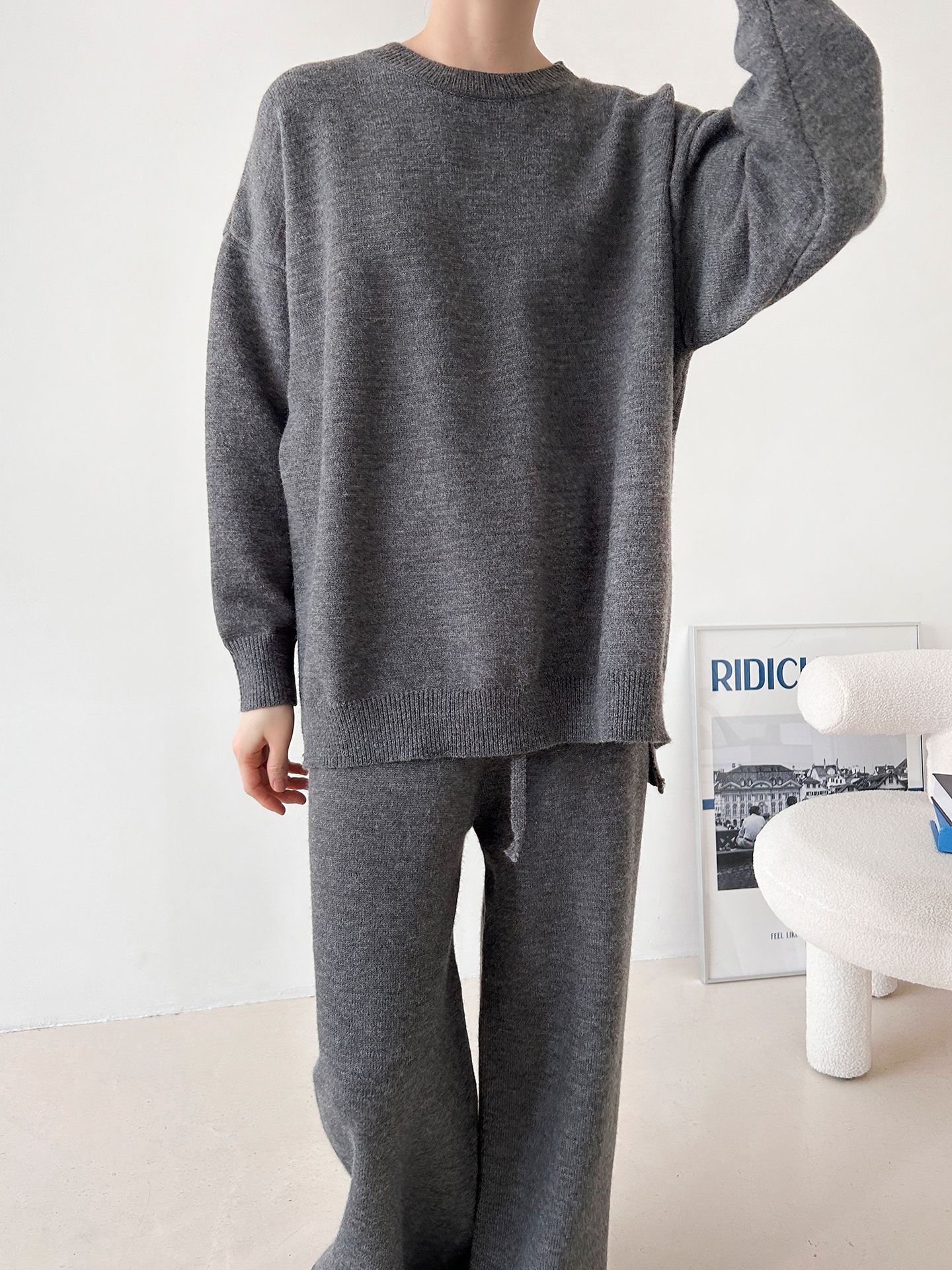 nagonstans 変形 ニット セーター ＋ パンツセット 襟付きVネックセーターニットパンツセットアップ[品番：NTRW0011313