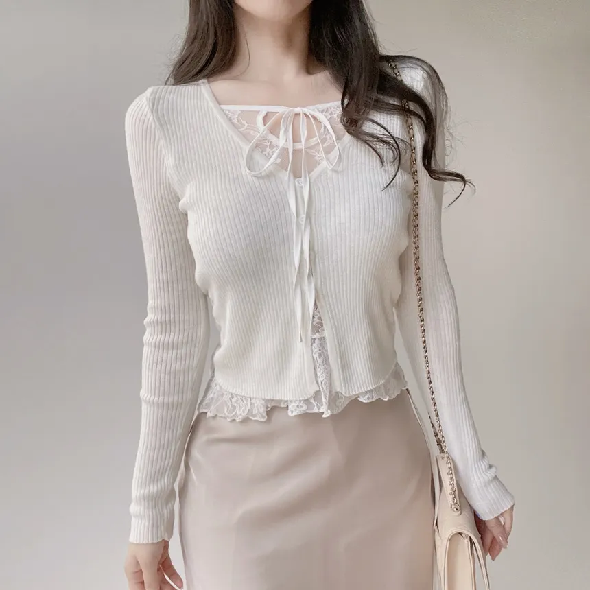 リブVネックリボンボタンレースTシャツ | mirangmirang | 詳細画像2