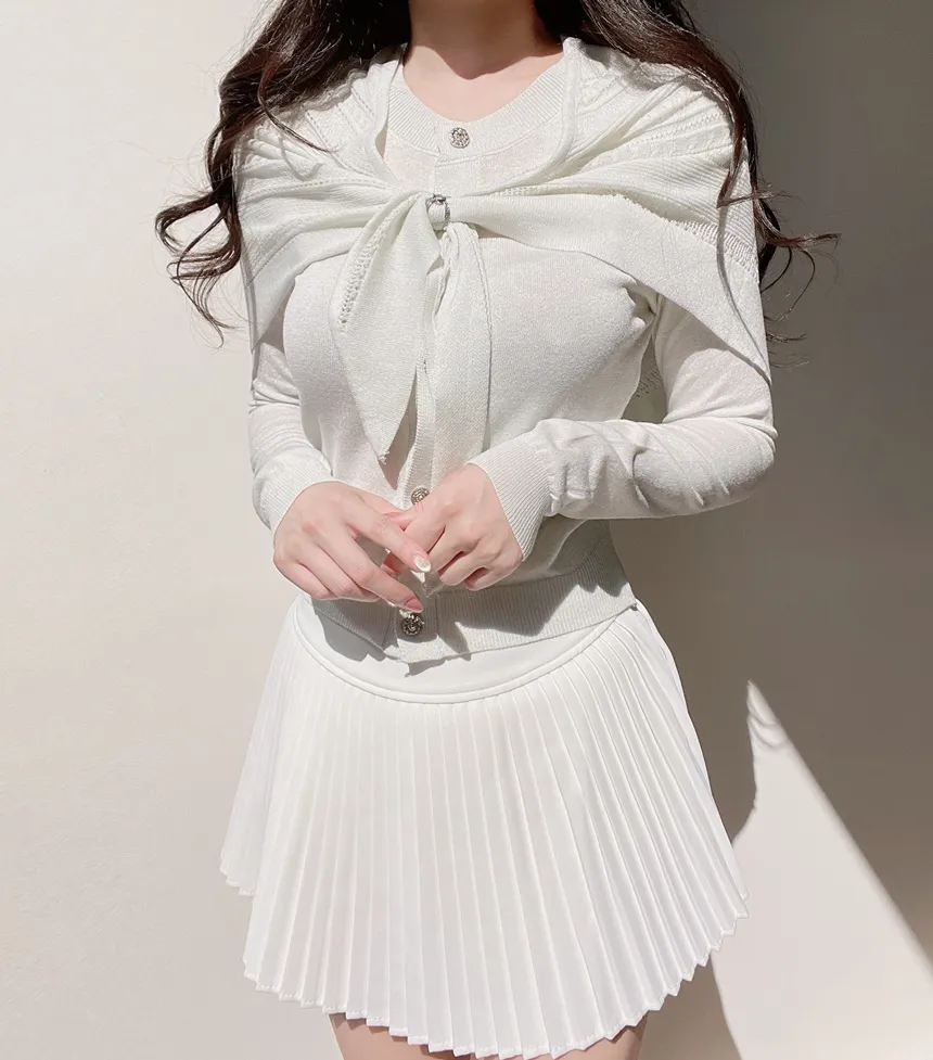 ラウンドネックボタンケープカーディガンブローチ付 | mirangmirang | 詳細画像4