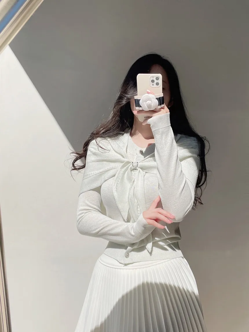 ラウンドネックボタンケープカーディガンブローチ付 | mirangmirang | 詳細画像12