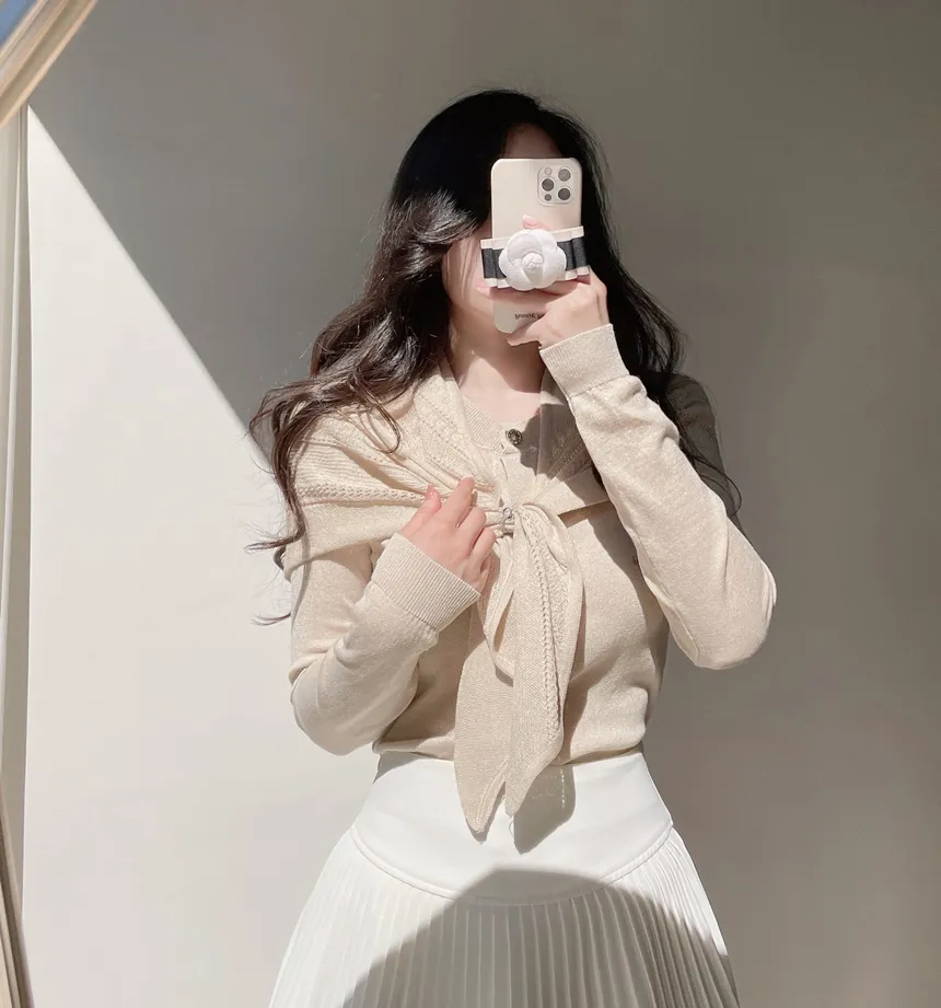 ラウンドネックボタンケープカーディガンブローチ付 | mirangmirang | 詳細画像18