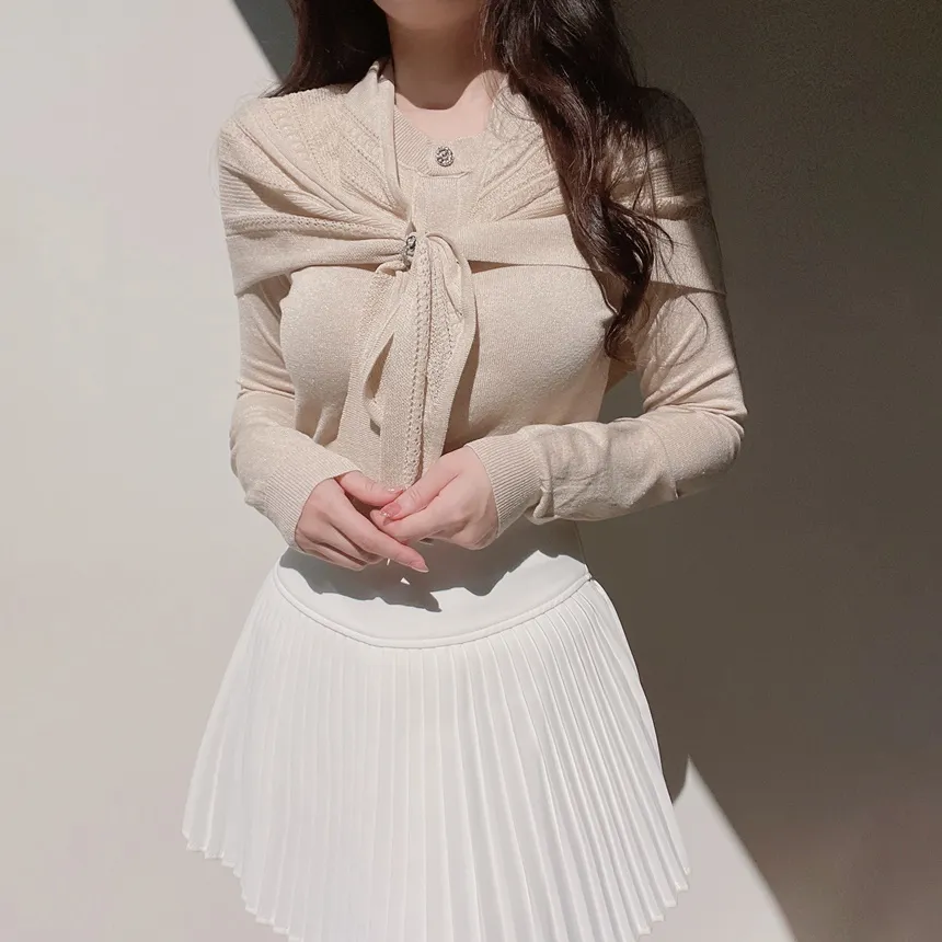 ラウンドネックボタンケープカーディガンブローチ付 | mirangmirang | 詳細画像22