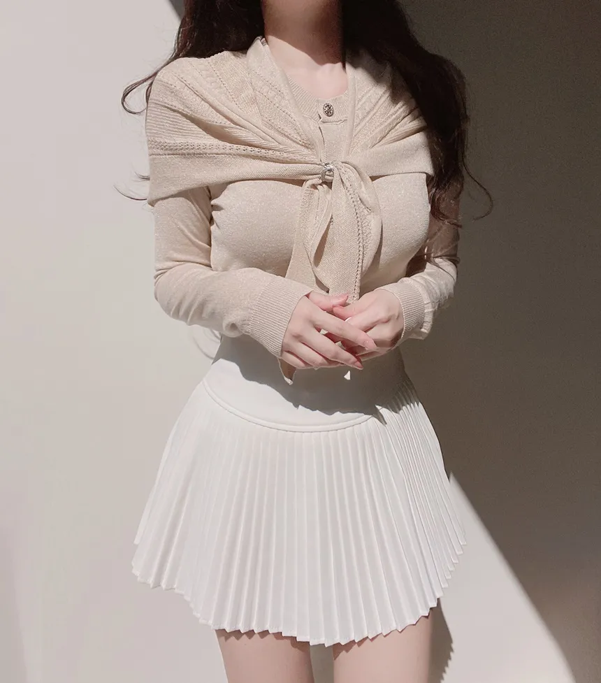 ラウンドネックボタンケープカーディガンブローチ付 | mirangmirang | 詳細画像24