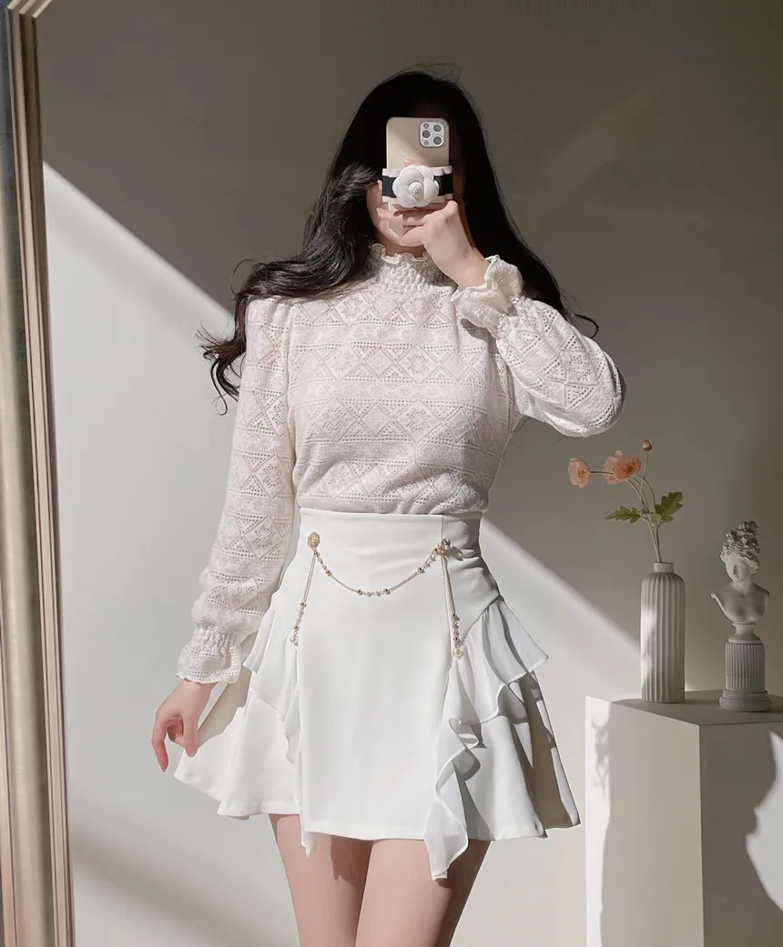 シャーリングタートルネック長袖ベルスリーブカラーブラウス | mirangmirang | 詳細画像10