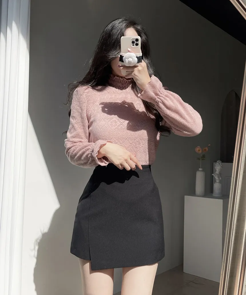 シャーリングタートルネック長袖ベルスリーブカラーブラウス | mirangmirang | 詳細画像14