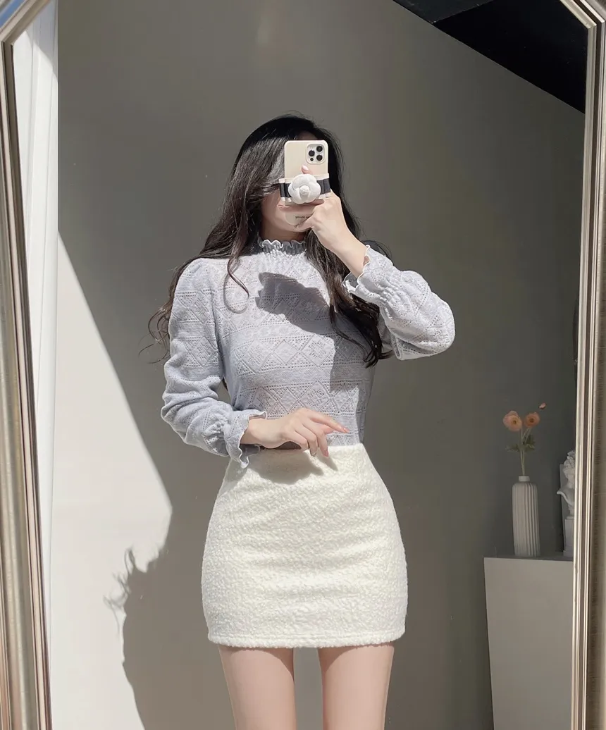 シャーリングタートルネック長袖ベルスリーブカラーブラウス | mirangmirang | 詳細画像20