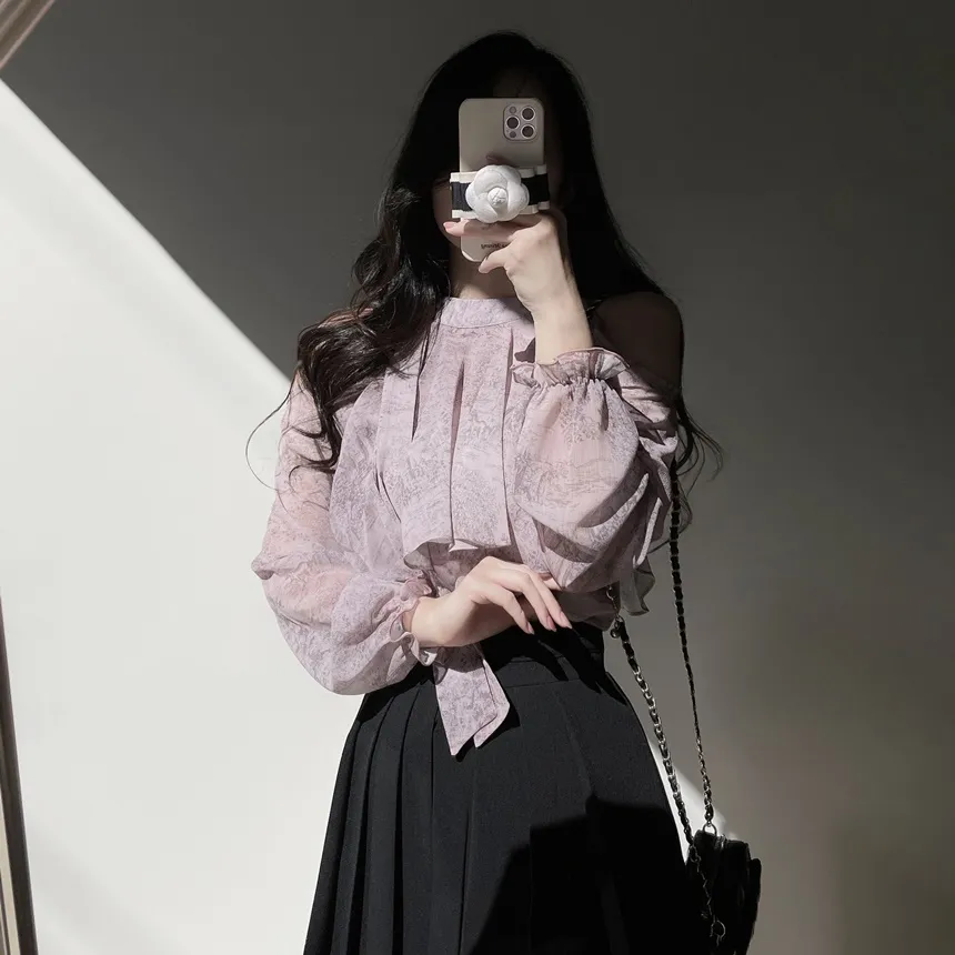 ホルターネックオフショルダーボウタイカラーブラウス | mirangmirang | 詳細画像15