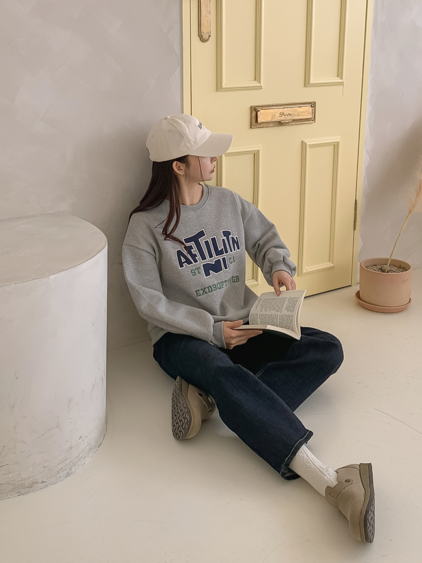 裏起毛ラウンドネックパッチルーズ長袖刺繍スウェット | 詳細画像3