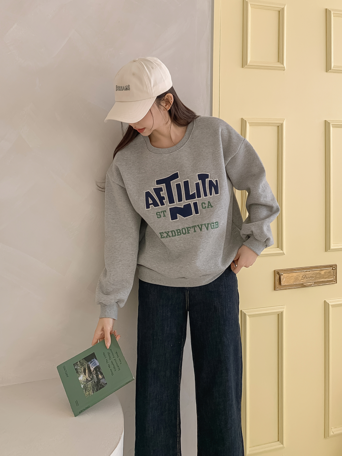 裏起毛ラウンドネックパッチルーズ長袖刺繍スウェット | 詳細画像4