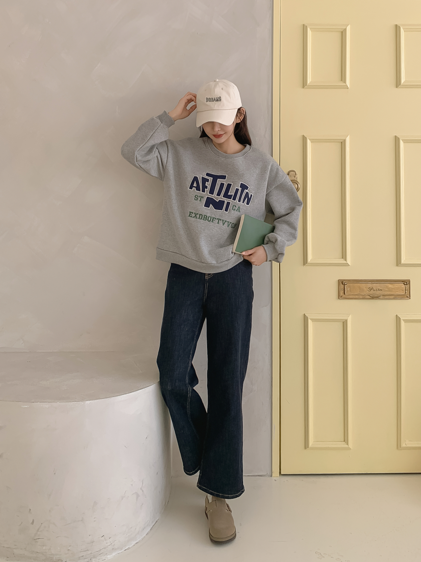 裏起毛ラウンドネックパッチルーズ長袖刺繍スウェット | 詳細画像11