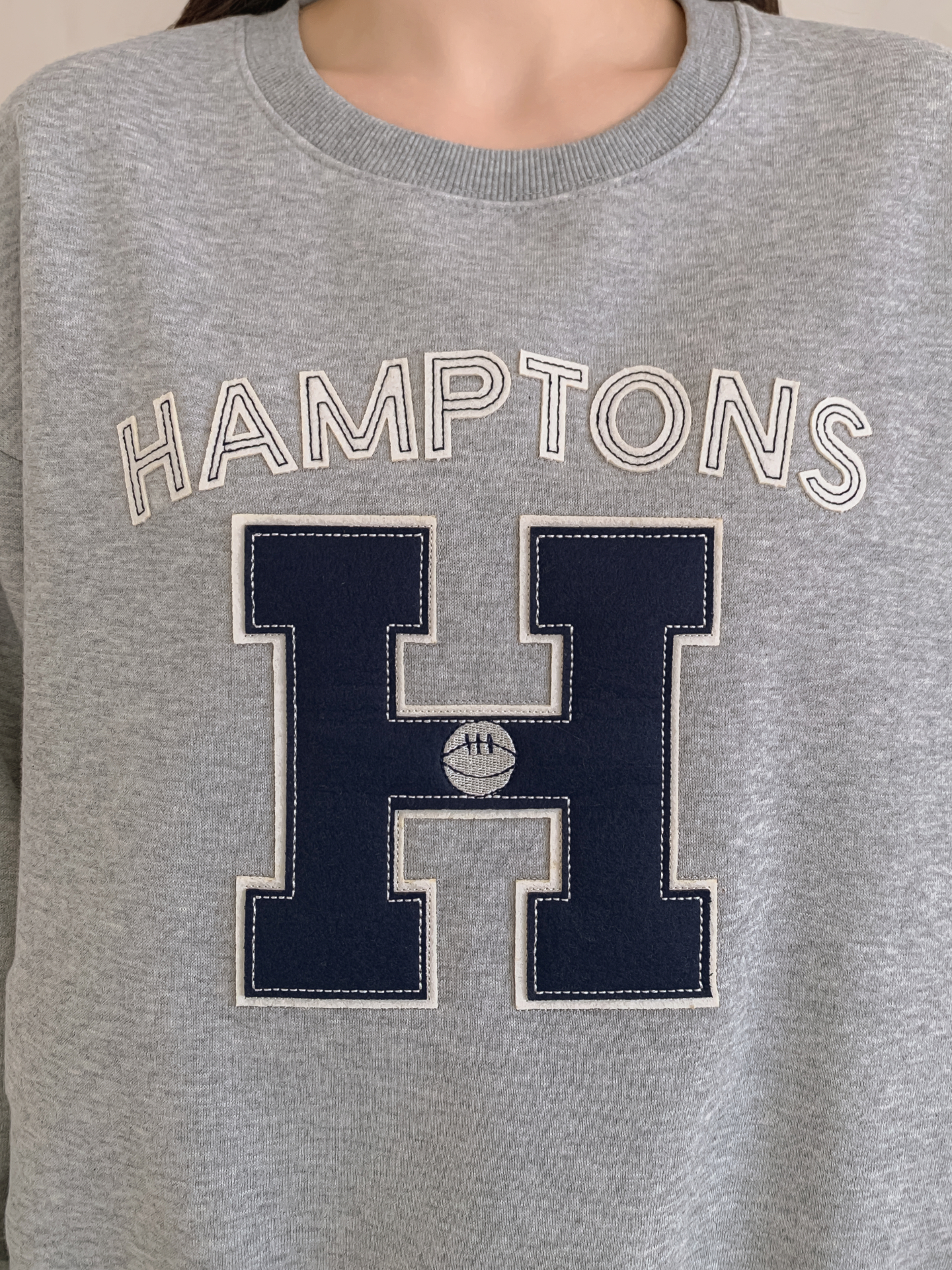 起毛裏地ラウンドネックルーズ長袖ロゴスウェット | 詳細画像9