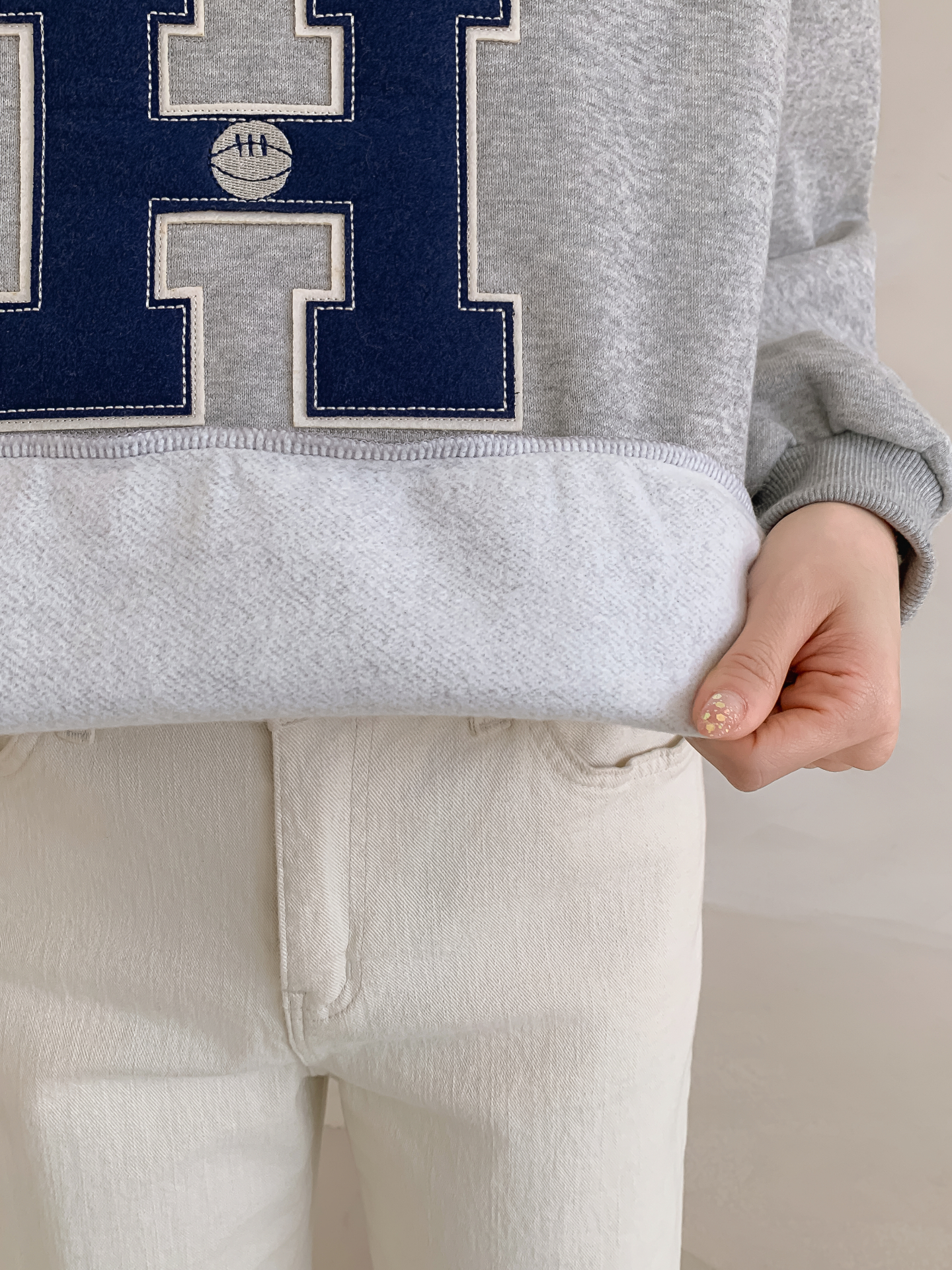 起毛裏地ラウンドネックルーズ長袖ロゴスウェット | 詳細画像11