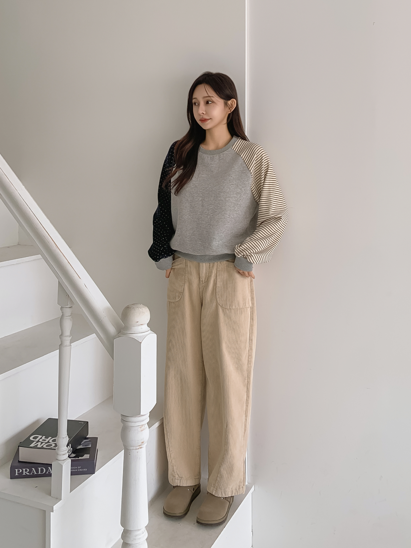 起毛裏地コンビラウンドネック長袖スウェット | 詳細画像4