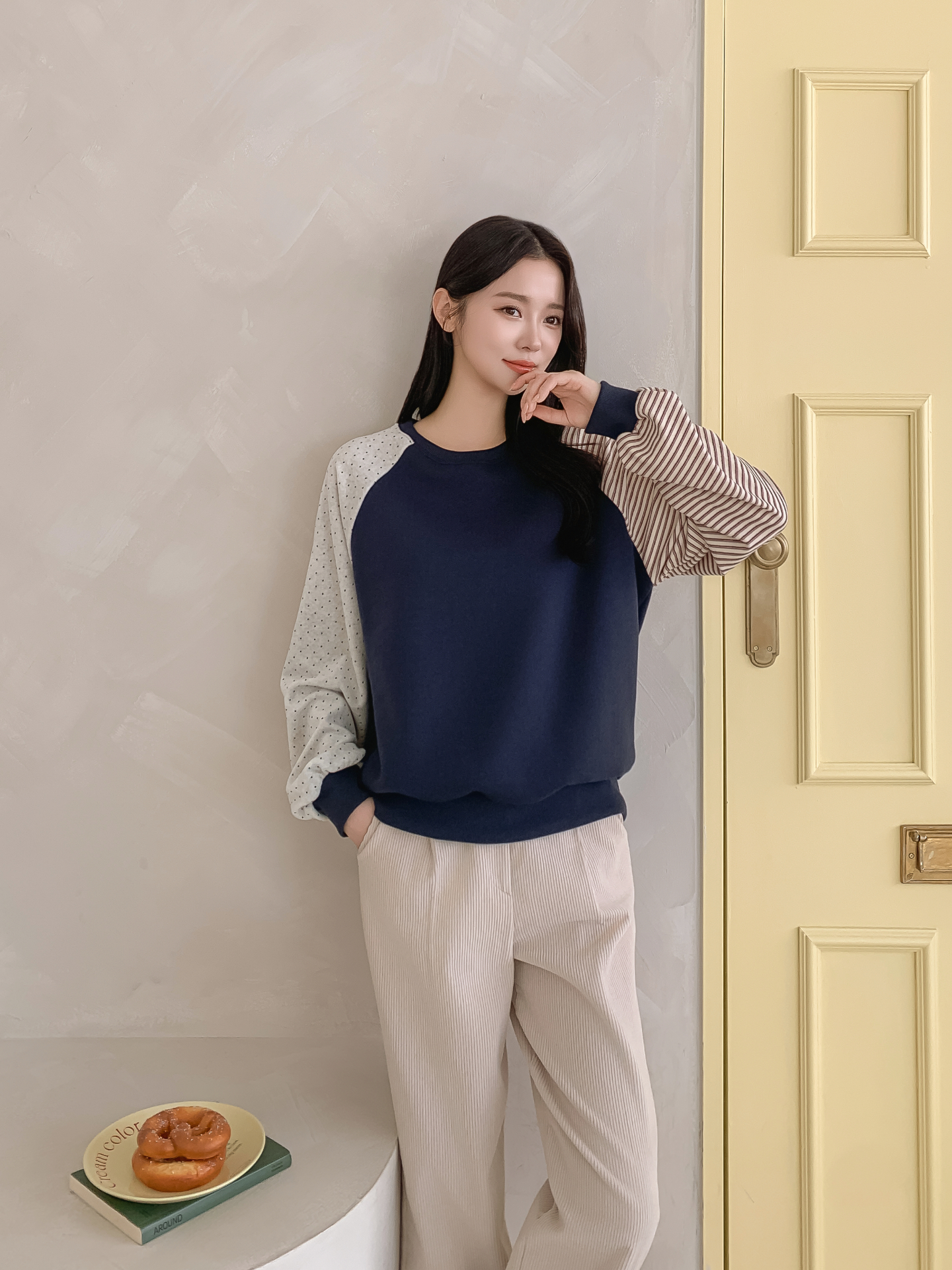 起毛裏地コンビラウンドネック長袖スウェット | 詳細画像20