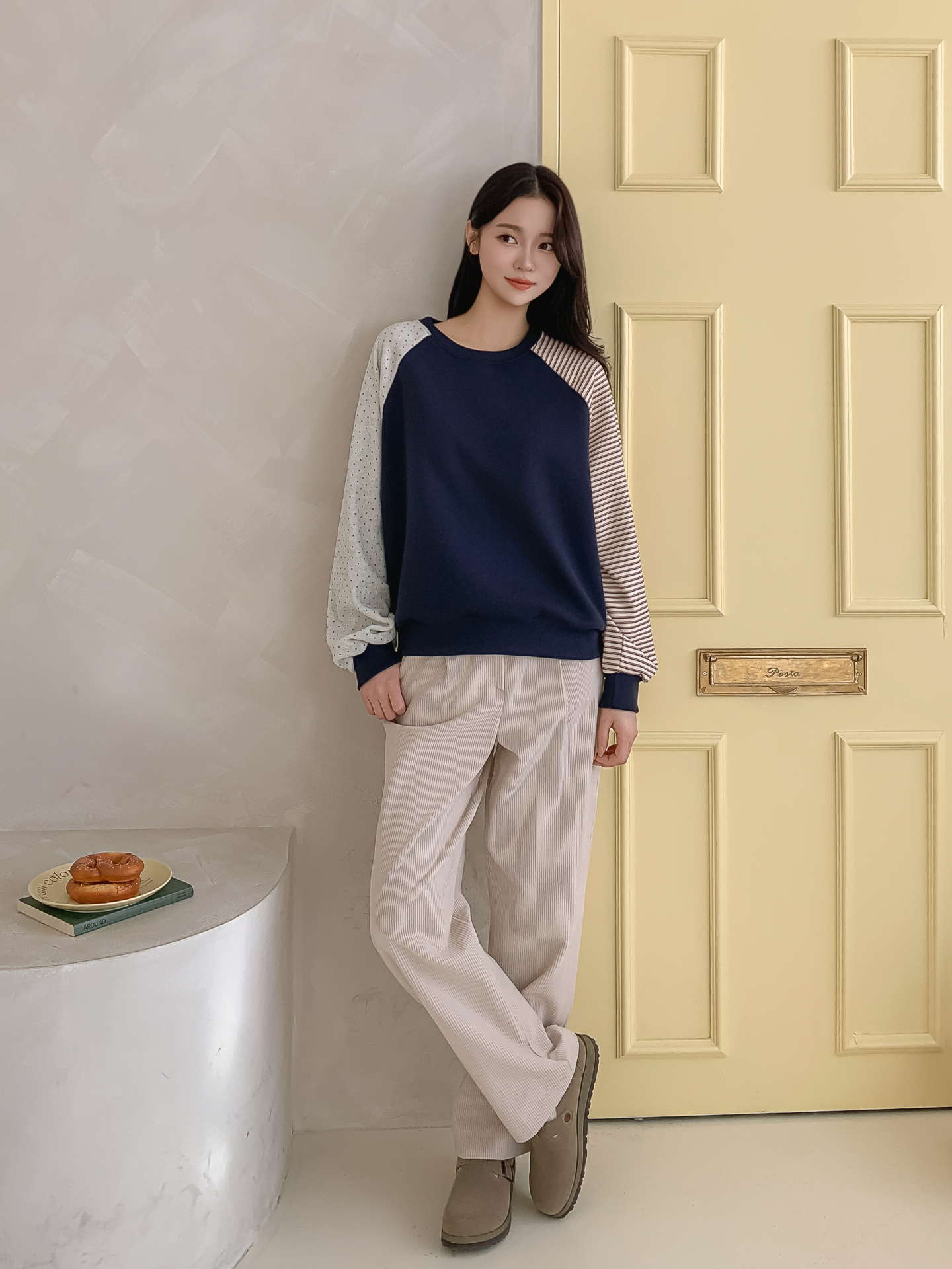 起毛裏地コンビラウンドネック長袖スウェット | 詳細画像27