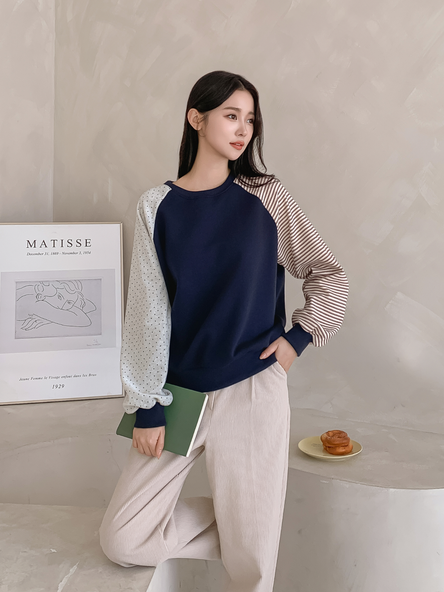 起毛裏地コンビラウンドネック長袖スウェット | 詳細画像29