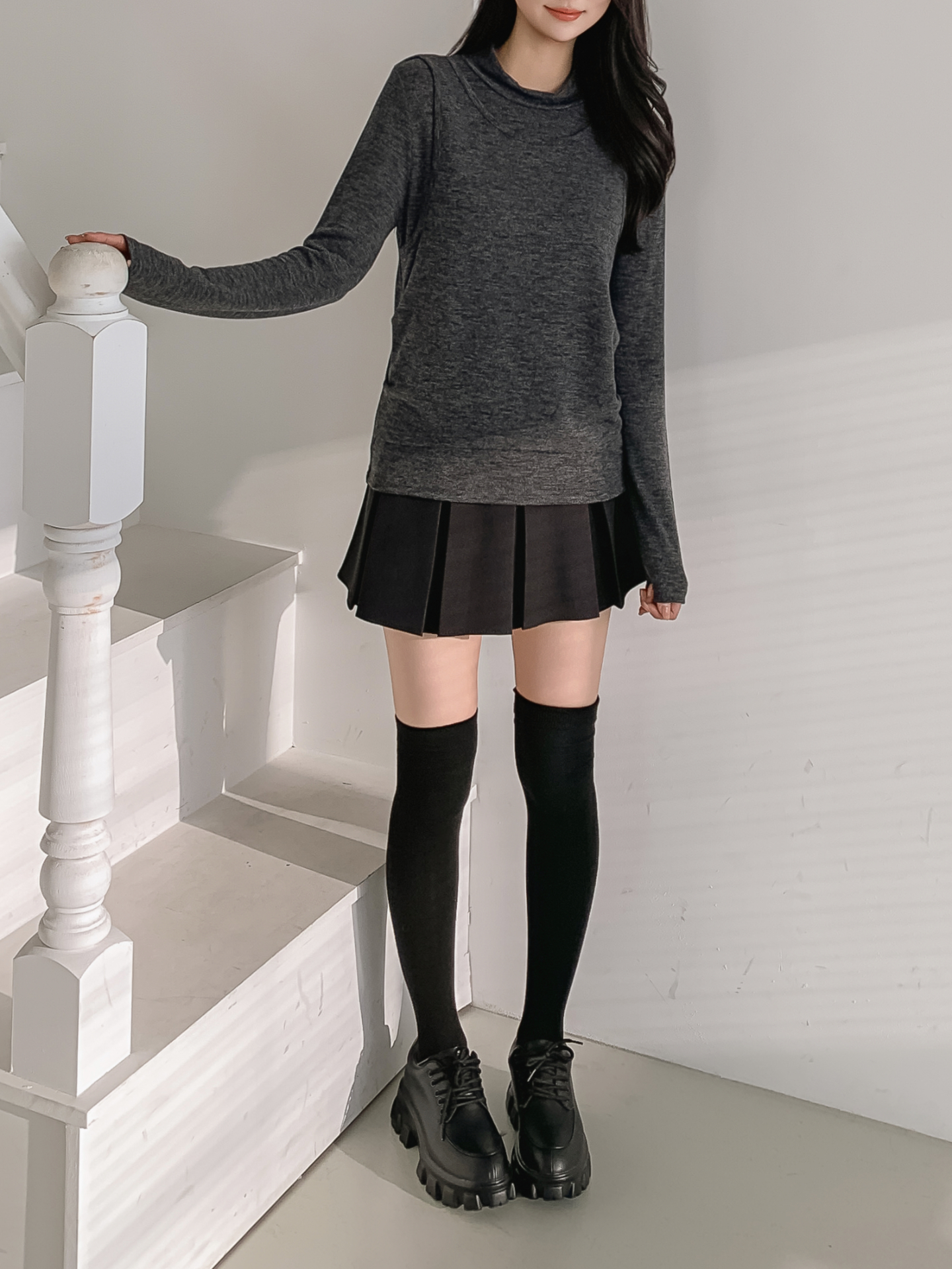 ラウンドネックスリムレイヤード風長袖Tシャツ | 詳細画像19