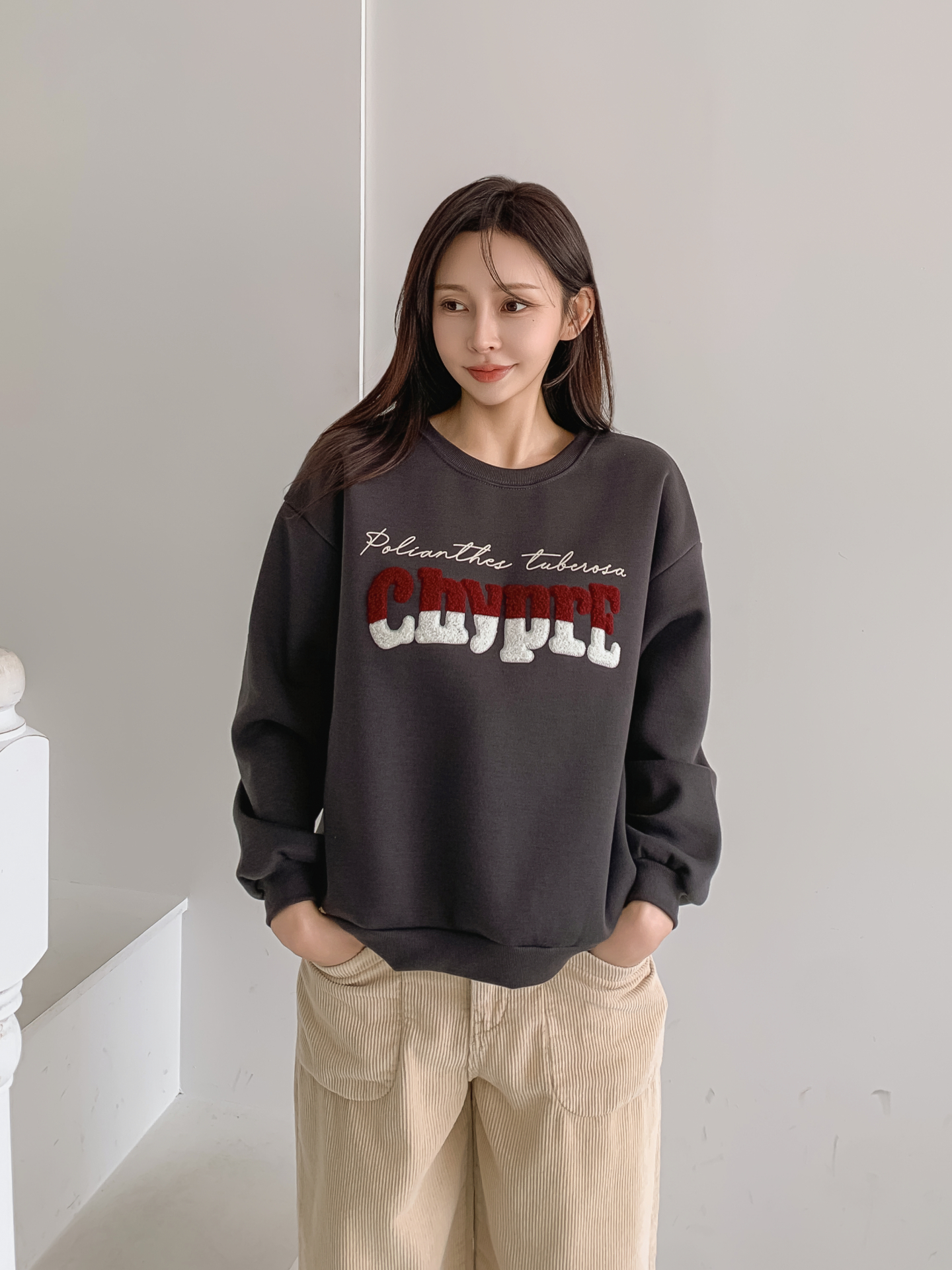 裏起毛ブークレ配色ラウンドネックルーズ長袖スウェット | 詳細画像5