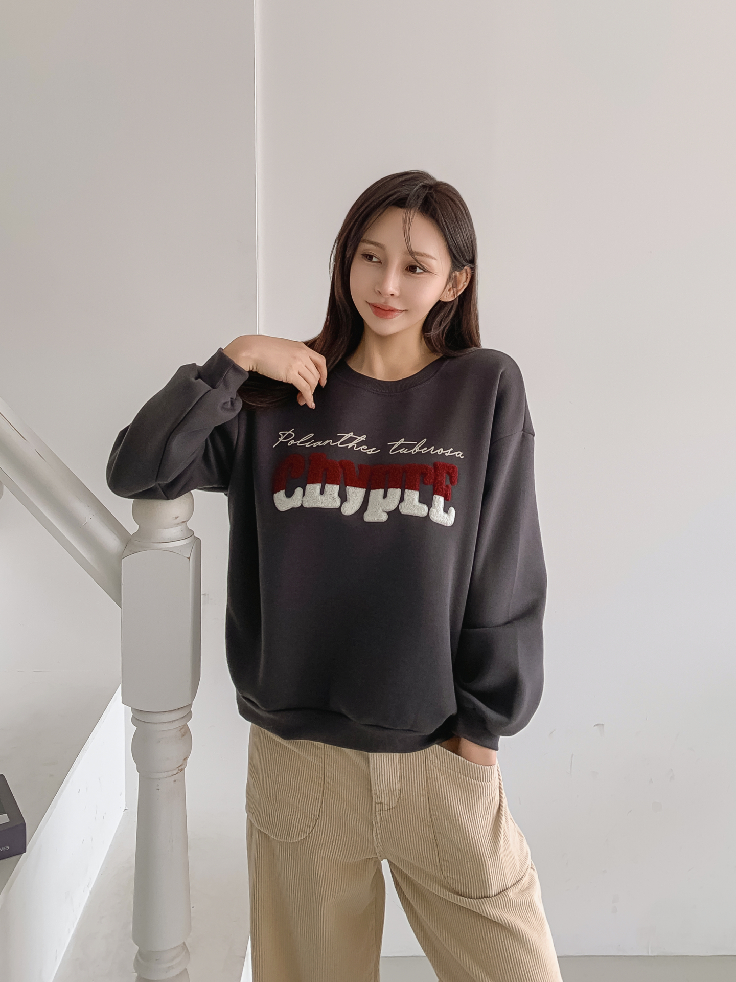 裏起毛ブークレ配色ラウンドネックルーズ長袖スウェット | 詳細画像6