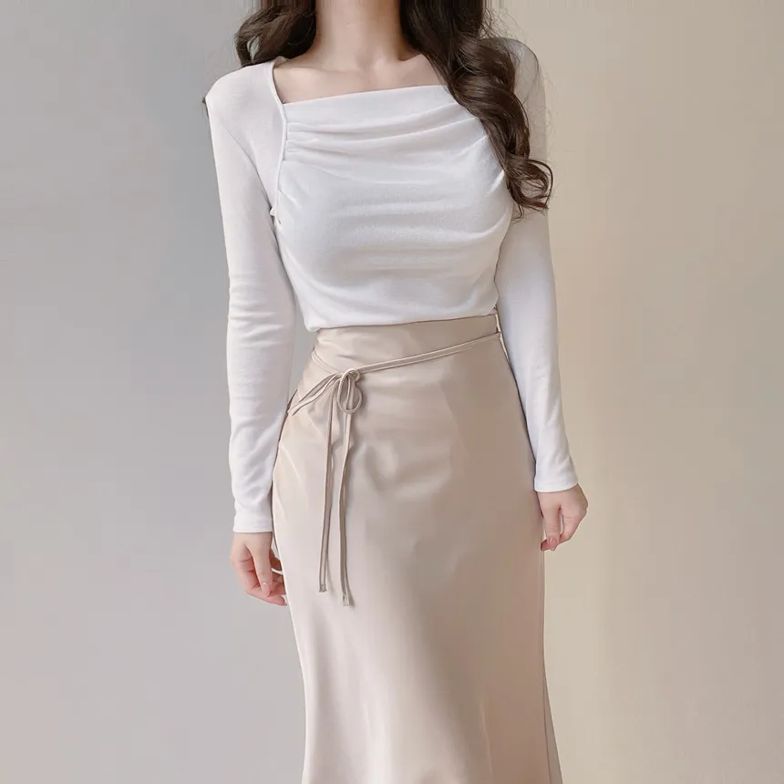 スクエアネック長袖ギャザーTシャツ | mirangmirang | 詳細画像4