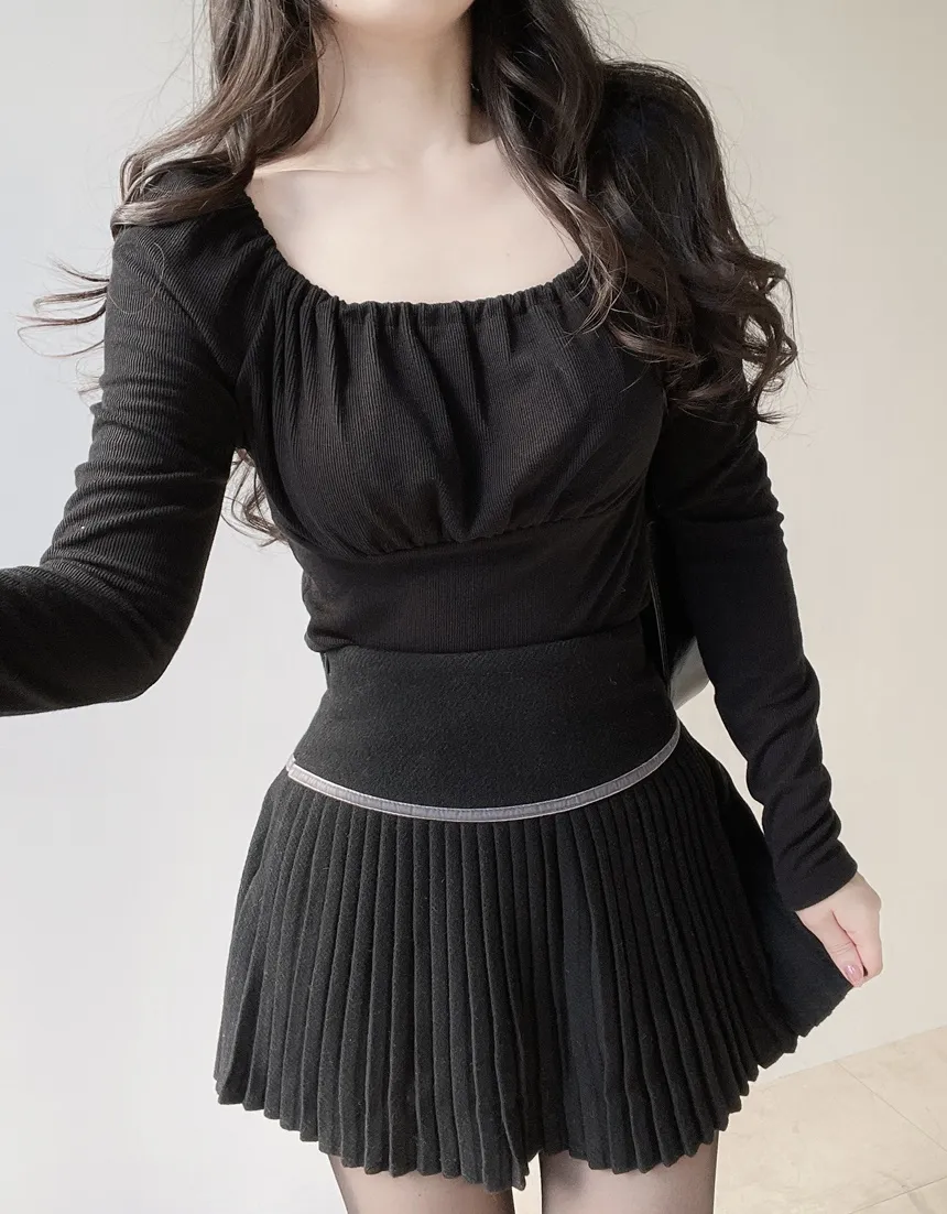 スクエアネックシャーリング長袖無地Tシャツ | mirangmirang | 詳細画像18