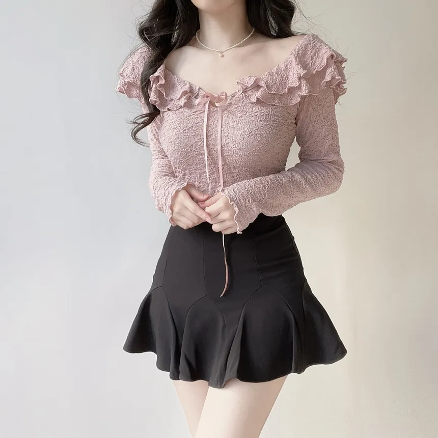 フリルドローストリングウェーブカット長袖Tシャツ | mirangmirang | 詳細画像15