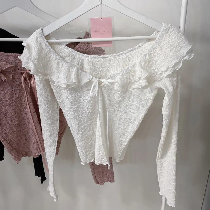 フリルドローストリングウェーブカット長袖Tシャツ | mirangmirang | 詳細画像25