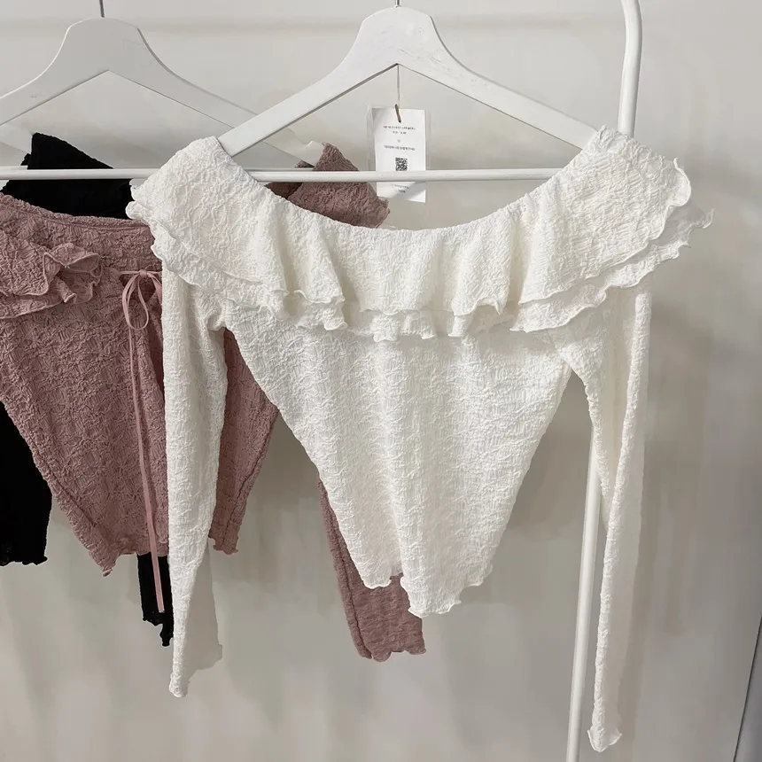 フリルドローストリングウェーブカット長袖Tシャツ | mirangmirang | 詳細画像26