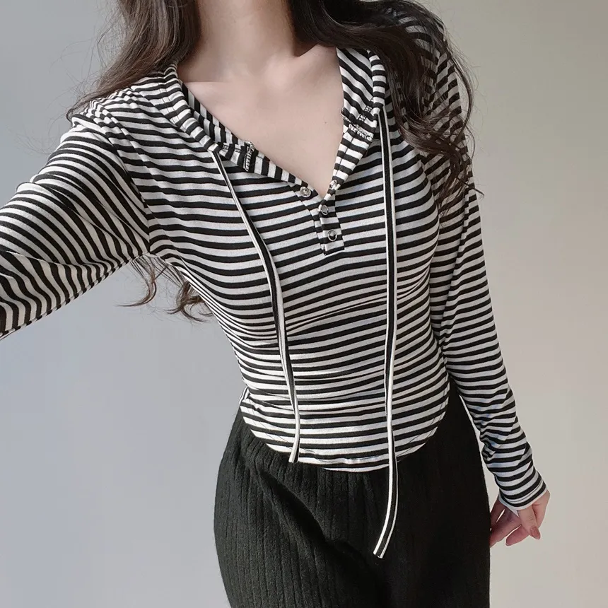 スナップボタンドローストリング長袖ボーダーTシャツ | mirangmirang | 詳細画像3