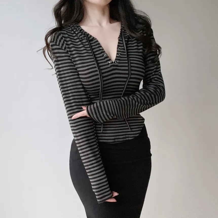 スナップボタンドローストリング長袖ボーダーTシャツ | mirangmirang | 詳細画像9