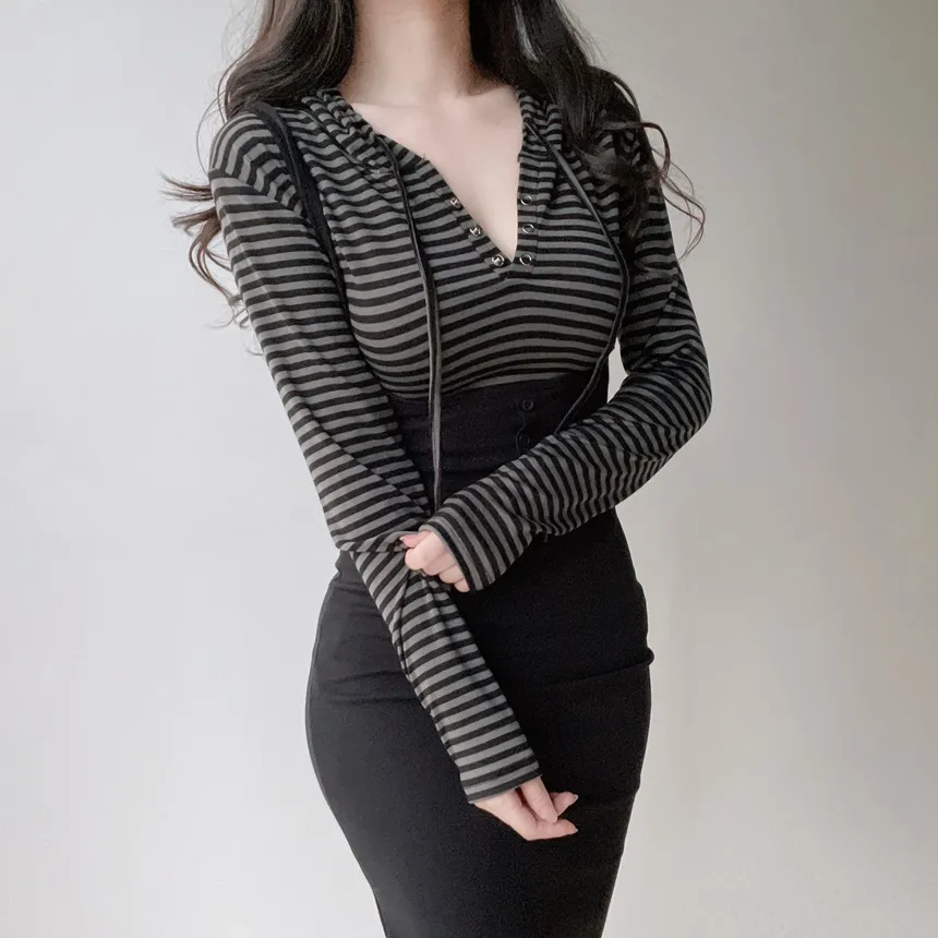 スナップボタンドローストリング長袖ボーダーTシャツ | mirangmirang | 詳細画像11