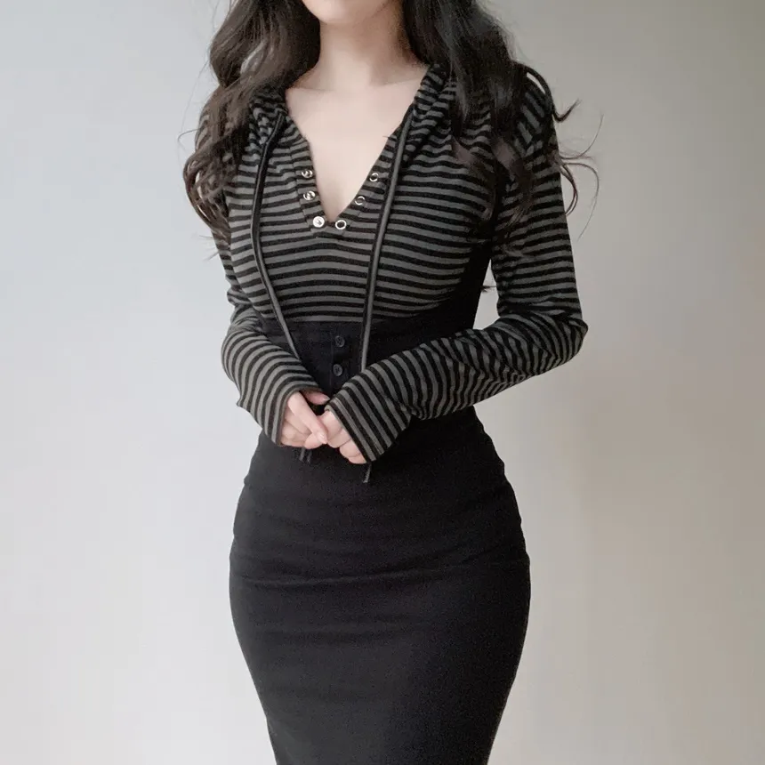 スナップボタンドローストリング長袖ボーダーTシャツ | mirangmirang | 詳細画像12