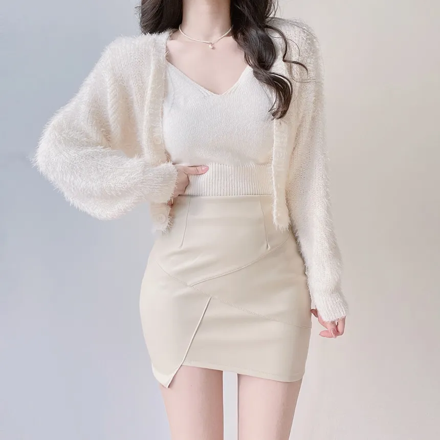 レザー調ハイウエストアンバランスミニスカート | mirangmirang | 詳細画像11