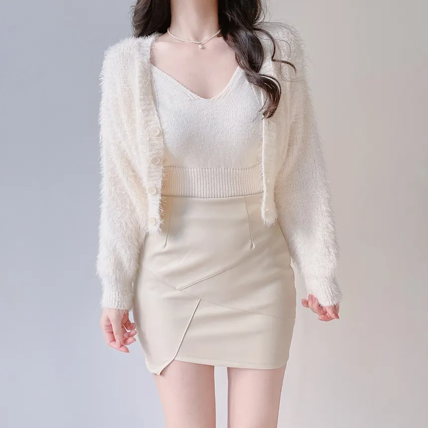 レザー調ハイウエストアンバランスミニスカート | mirangmirang | 詳細画像12