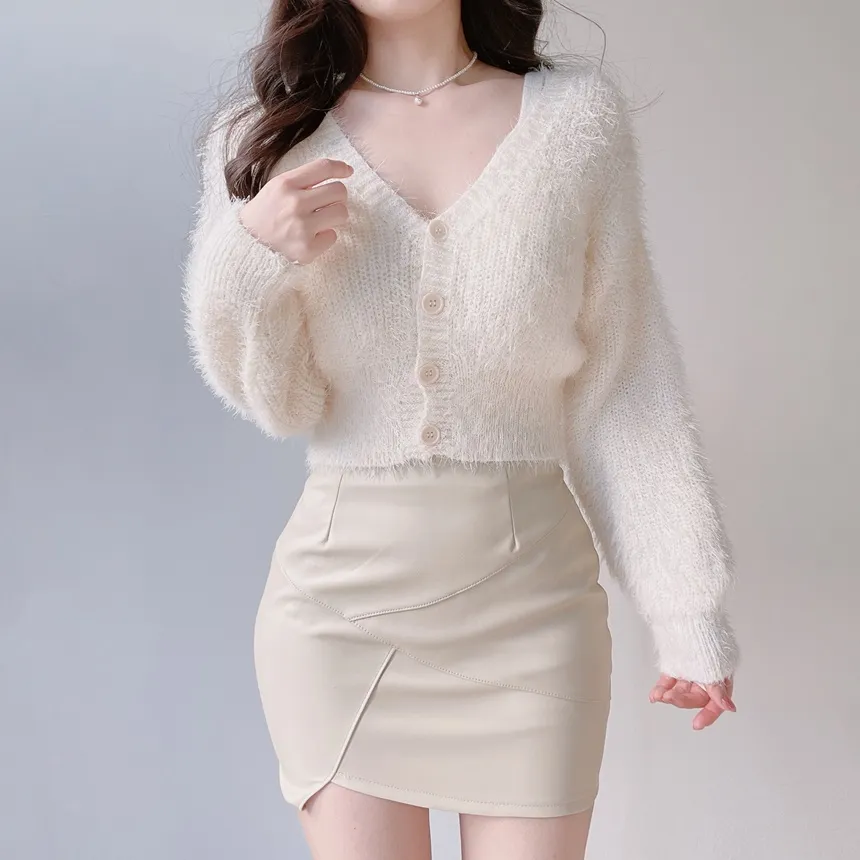 レザー調ハイウエストアンバランスミニスカート | mirangmirang | 詳細画像14