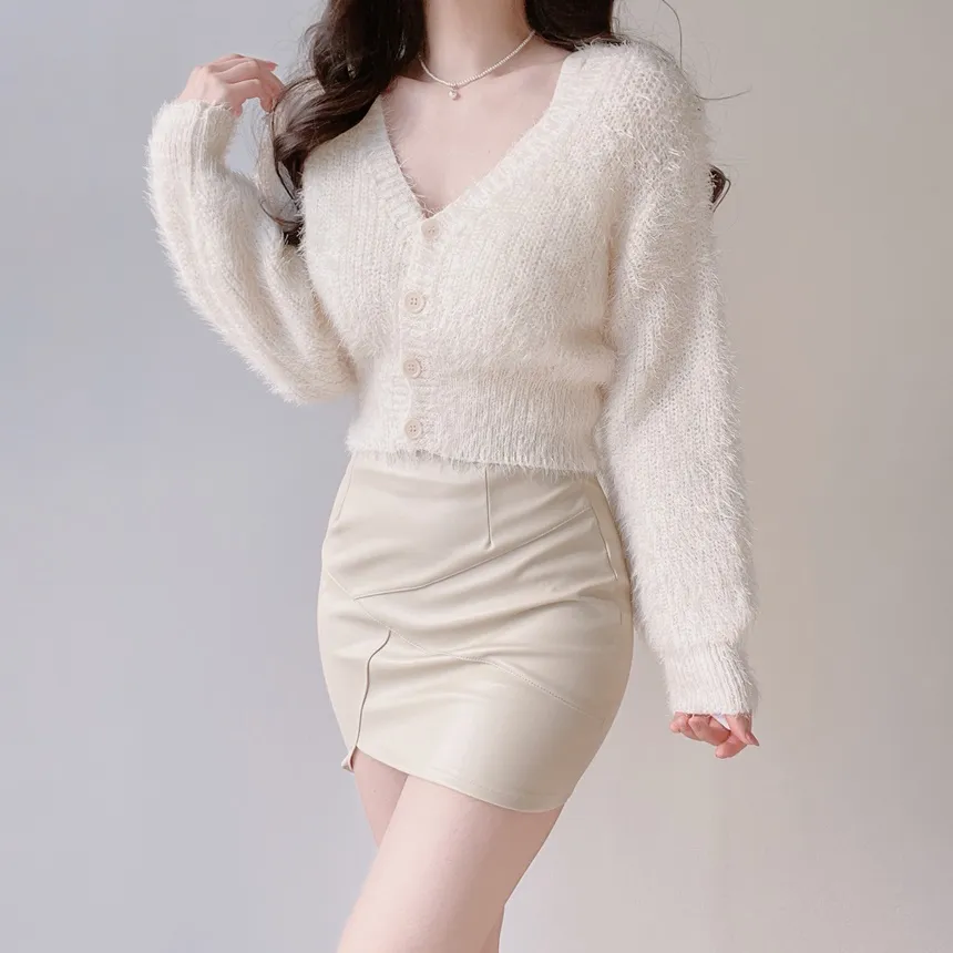 レザー調ハイウエストアンバランスミニスカート | mirangmirang | 詳細画像15