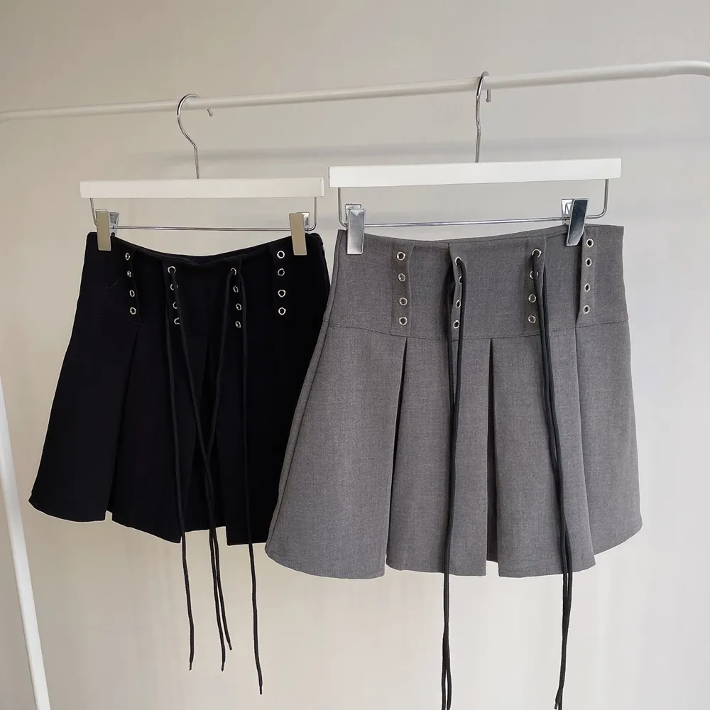 プリーツドローストリングアイレットHラインスカート | mirangmirang | 詳細画像32