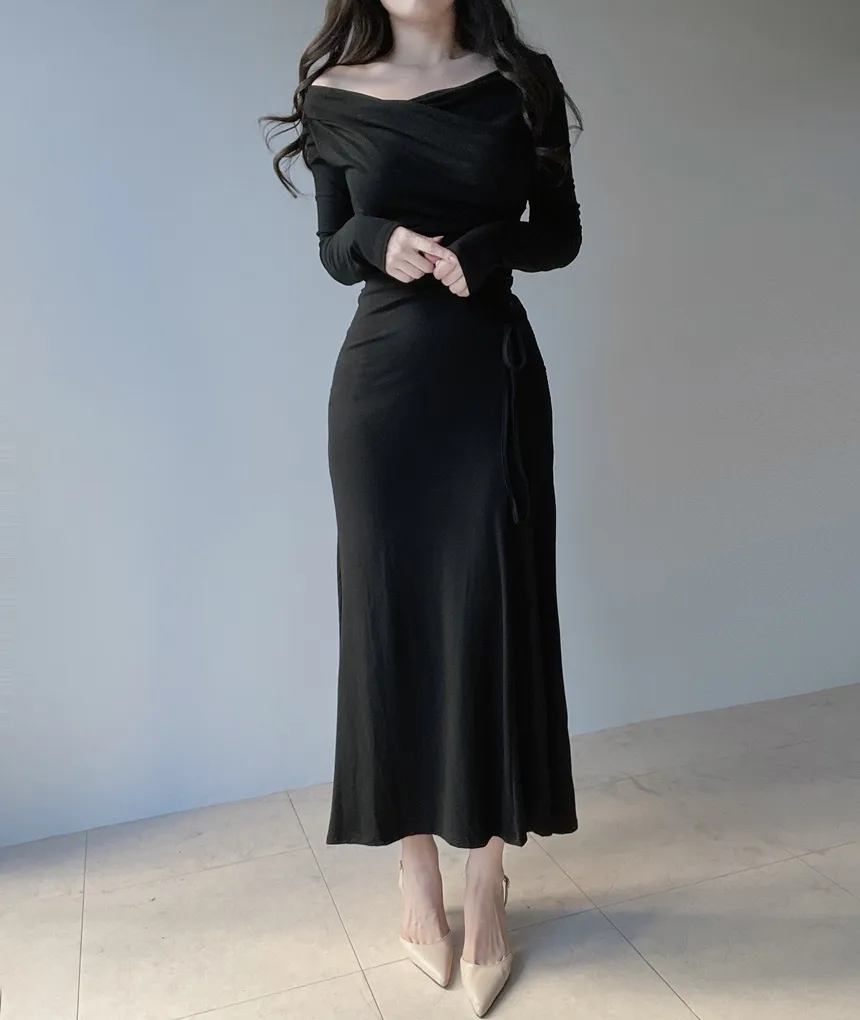 ワンショルダードレープシャーリングドローストリングロングワンピース | mirangmirang | 詳細画像14