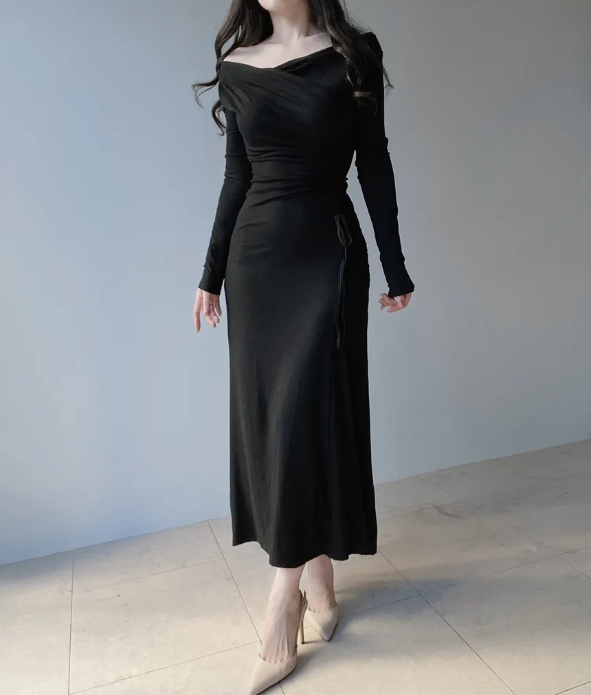 ワンショルダードレープシャーリングドローストリングロングワンピース | mirangmirang | 詳細画像15