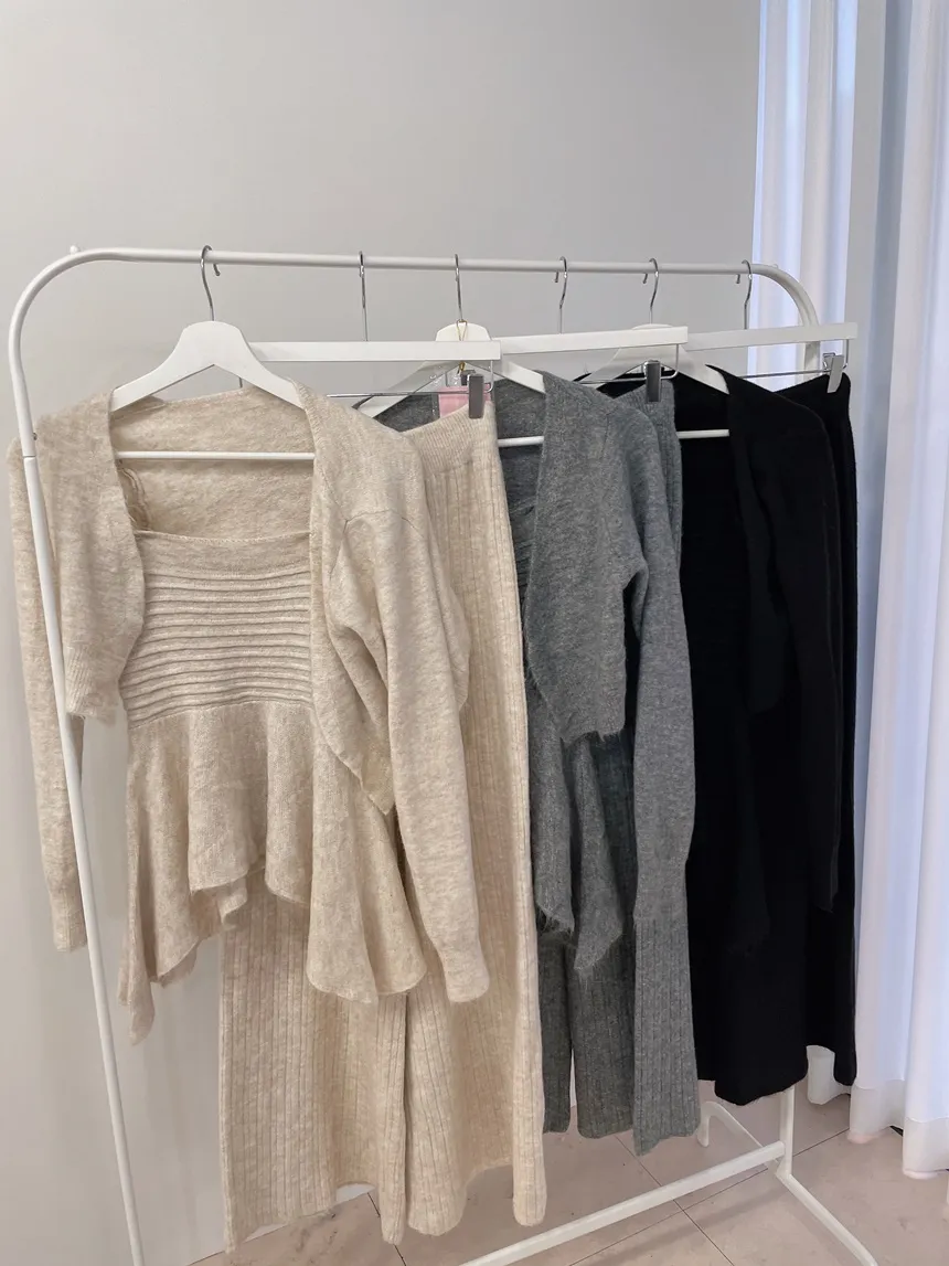 ウール混長袖クロップドフレアウエストゴムワイド3 SETキャミソールカーディガンパンツ | mirangmirang | 詳細画像34