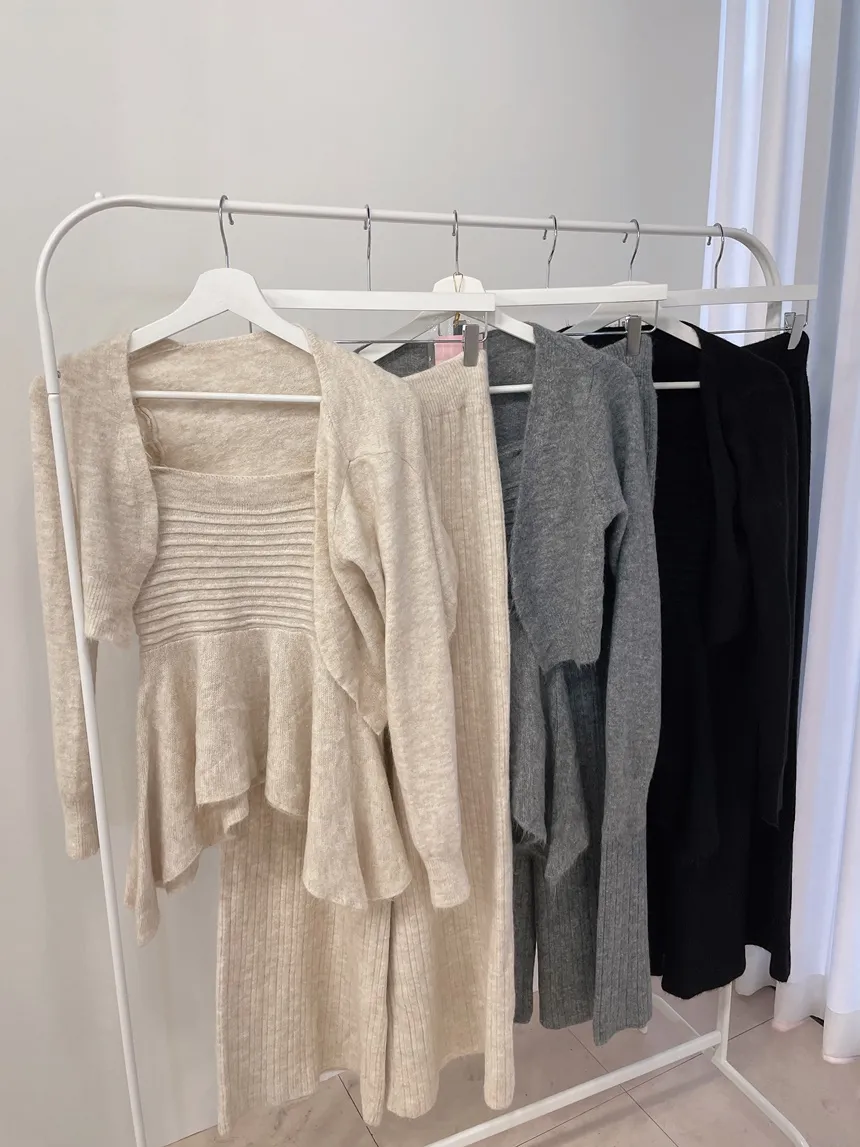 ウール混長袖クロップドフレアウエストゴムワイド3 SETキャミソールカーディガンパンツ | mirangmirang | 詳細画像37