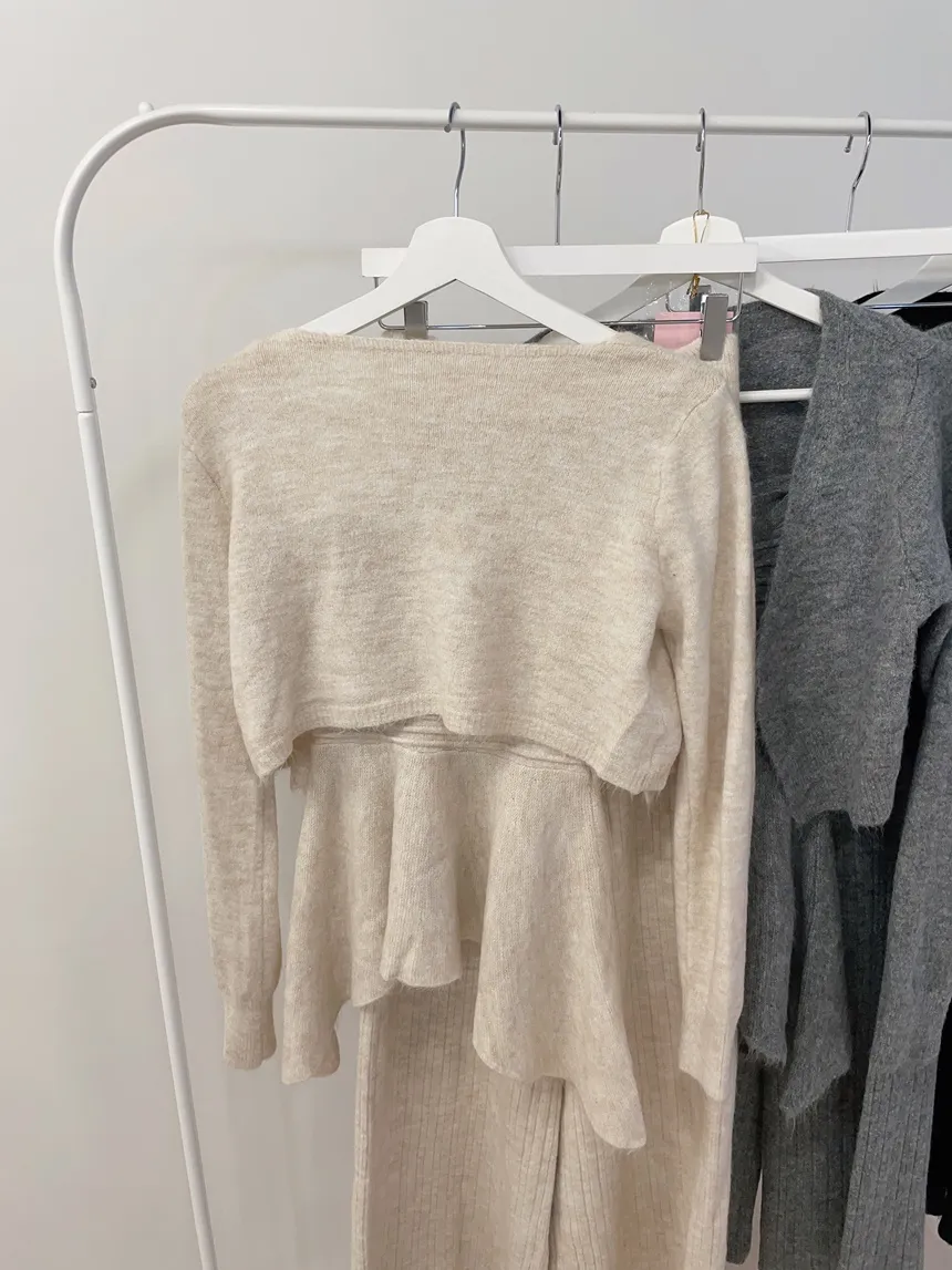 ウール混長袖クロップドフレアウエストゴムワイド3 SETキャミソールカーディガンパンツ | mirangmirang | 詳細画像38