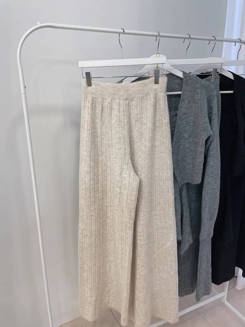 ウール混長袖クロップドフレアウエストゴムワイド3 SETキャミソールカーディガンパンツ | mirangmirang | 詳細画像42