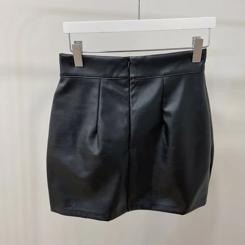 レザー調シャーリングバックルミニスカート | mirangmirang | 詳細画像13