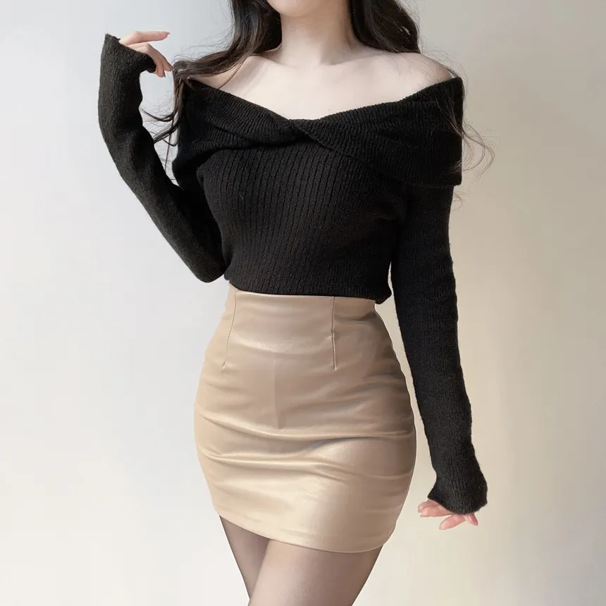 レザー調Hラインベーシックカラースカート | mirangmirang | 詳細画像27