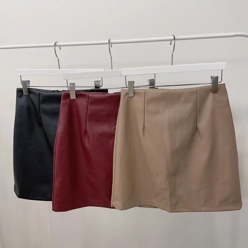 レザー調Hラインベーシックカラースカート | mirangmirang | 詳細画像29