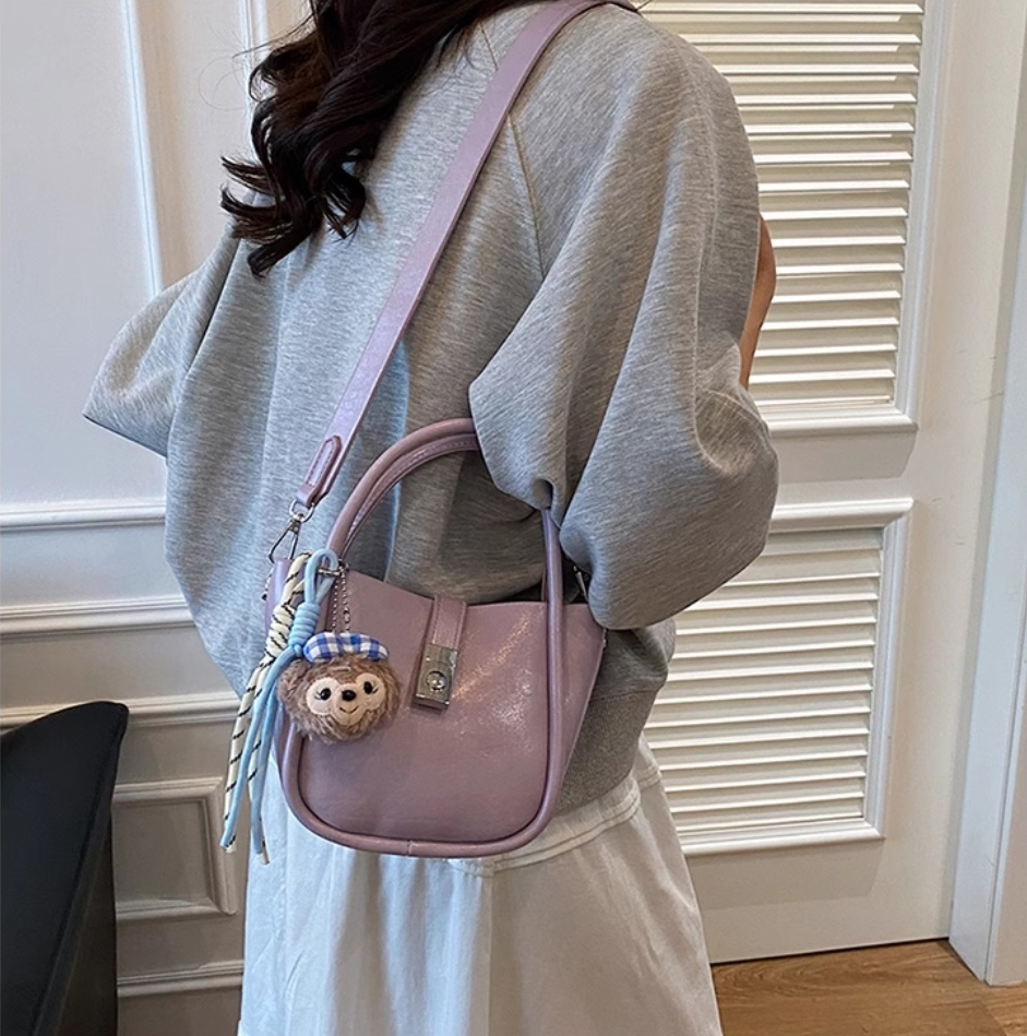 レザー調カラーショルダーバッグ | 詳細画像6